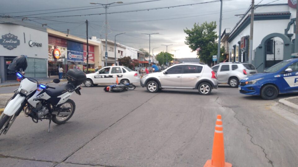 Gran accidente de transito en Av. Sarmiento