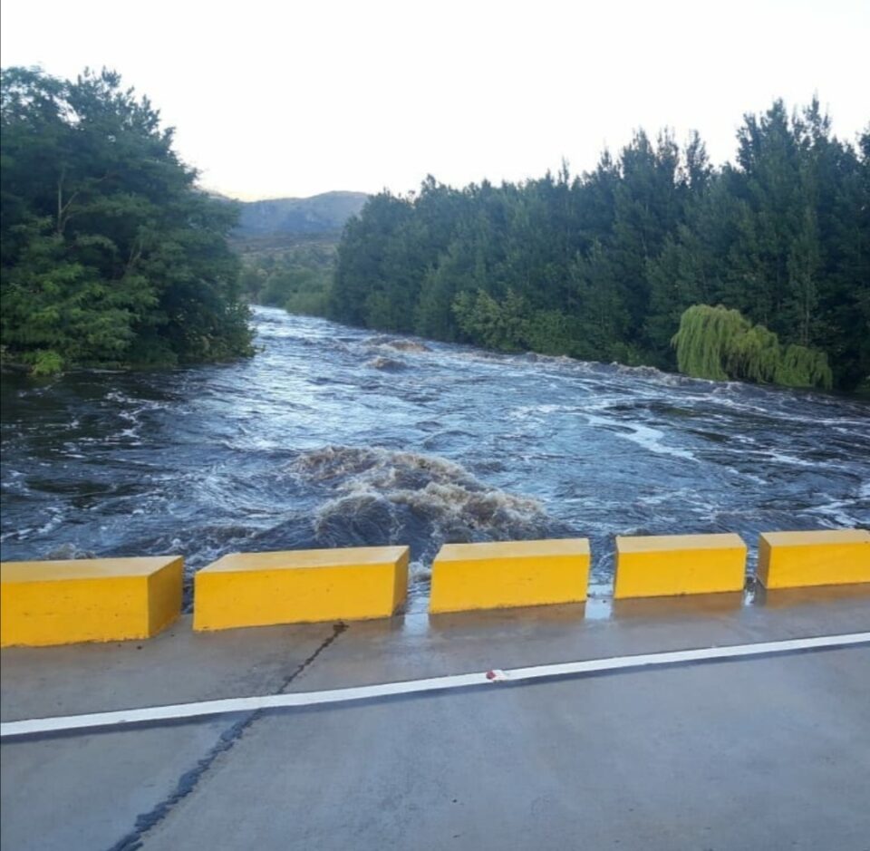 Hay alerta en las comunas ribereñas por la crecida del Anisacate