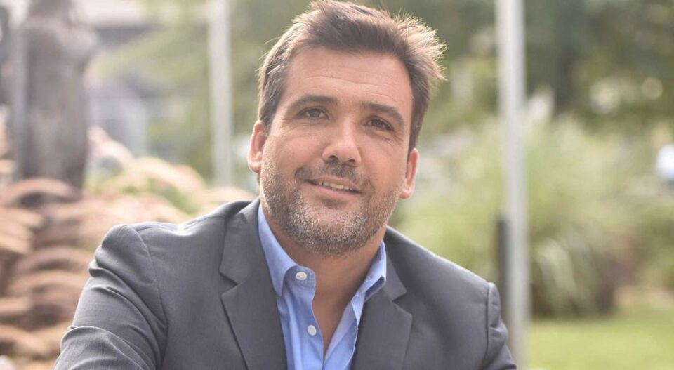 El Ministro Facundo Torres entregará un vehículo a la Comuna de La Bolsa