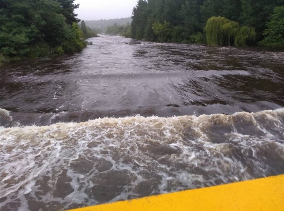 Piden precaución: El Río Anisacate ya está creciendo