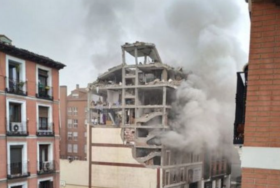 Explotó un edificio en el centro de Madrid