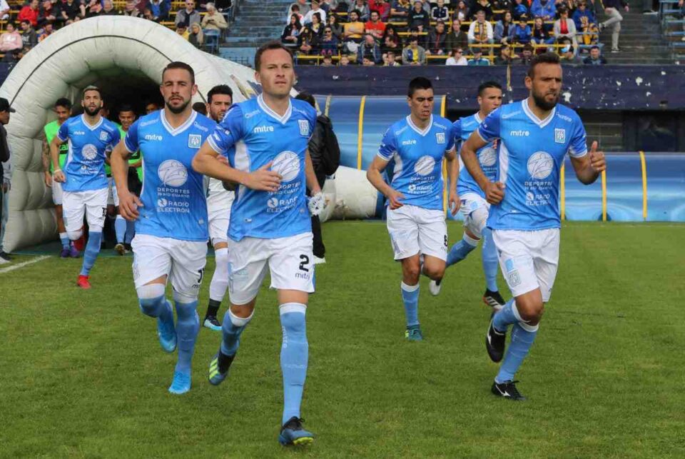 Estudiantes de Río Cuarto juega la final por el ascenso a primera