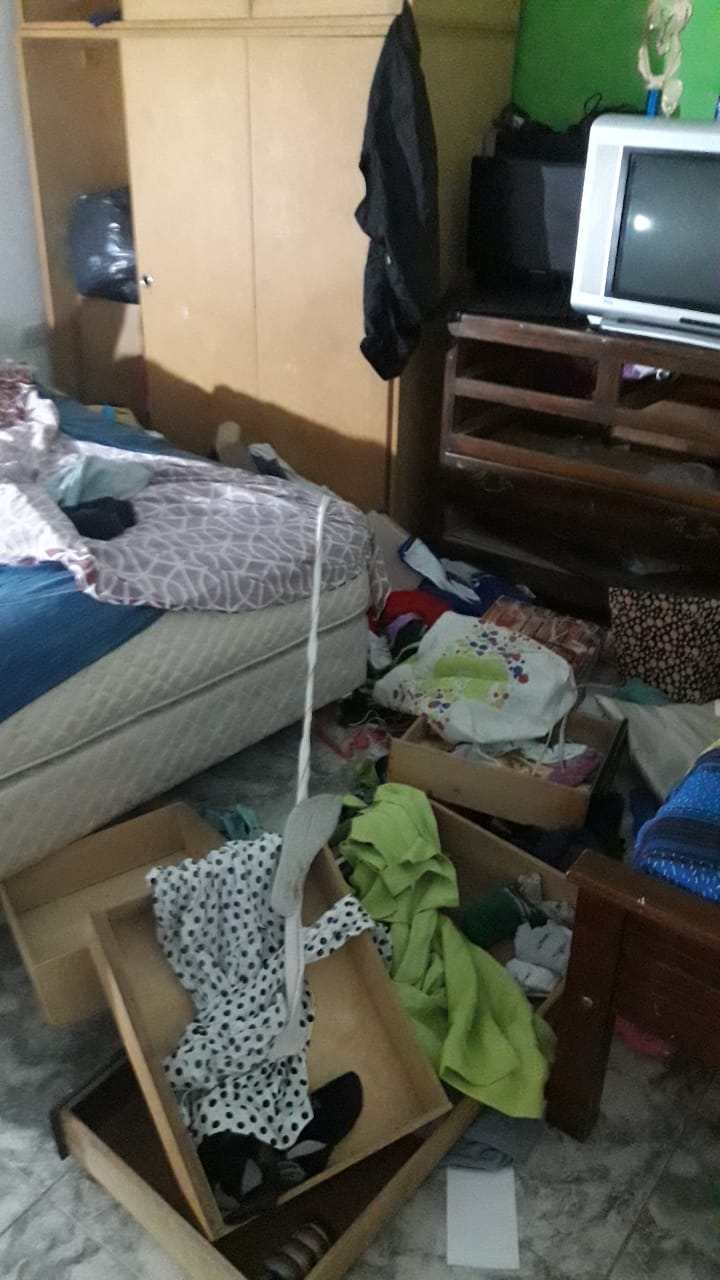 Forzaron una puerta y le desvalijaron la casa
