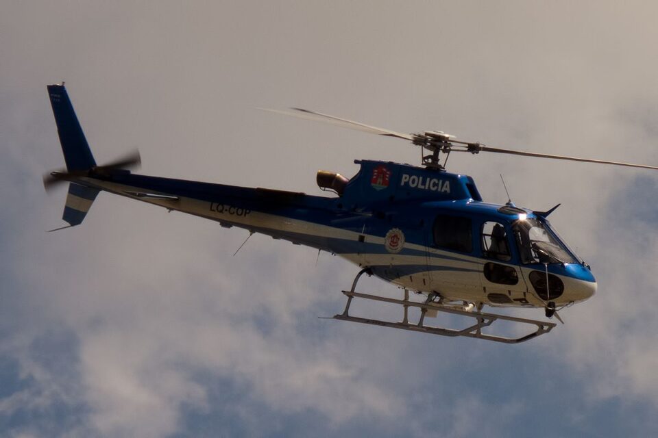 Continúa por tierra y aire la búsqueda policial de los delincuentes