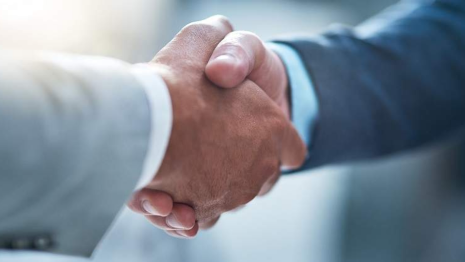 Oferta laboral: Se busca bordador y sublimador