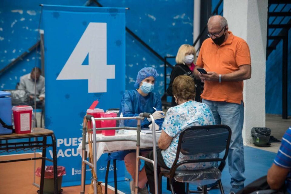 Atención: a partir de mañana, se retoma la vacunación contra el Coronavirus