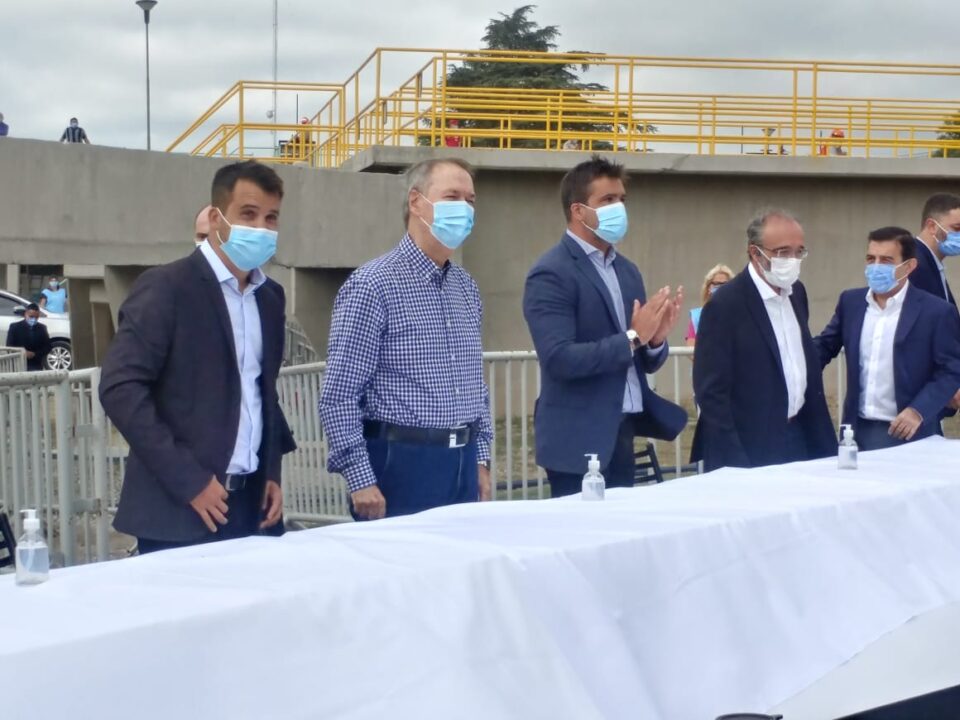 Hace instantes: El gobernador Juan Schiaretti inauguró la planta potabilizadora
