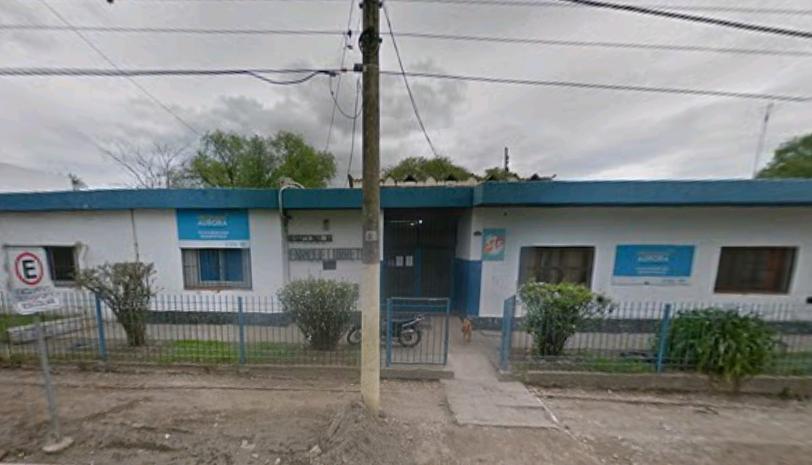 Aislaron una burbuja del colegio Enrique Larreta