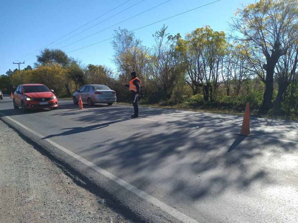 Las restricciones se endurecen: las personas que viajaron durante este finde, serán sometidos a causa penal