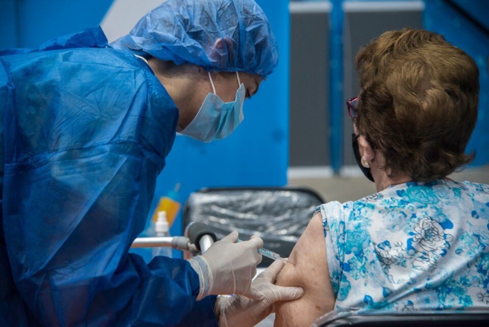 Córdoba ya colocó más de un millón y medio de vacunas contra el coronavirus