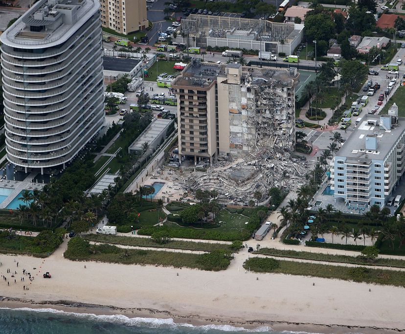 Hasta el momento se registraron nueve fallecidos por el colapso del edificio en Miami