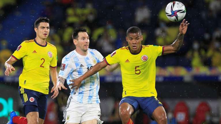 Argentina enfrenta a Colombia y sueña con la final ante Brasil