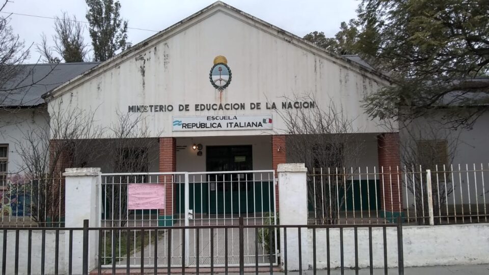 Del cole a la casa, y viceversa: informe del primer semestre de clases