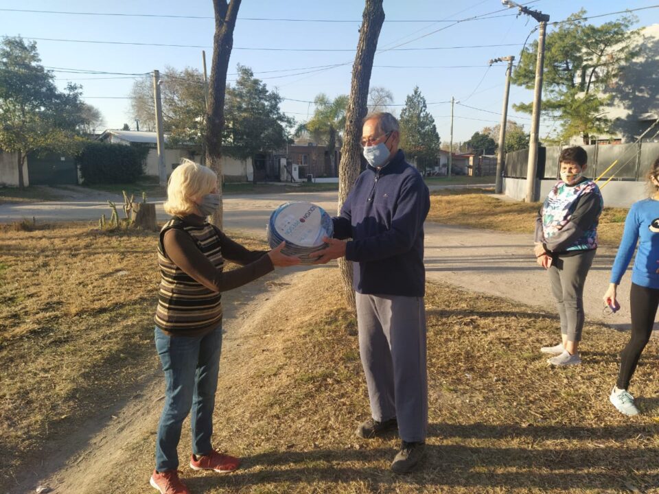 Continúan los trabajos de vecinos y guardaplazas en Barrio Parque Virrey