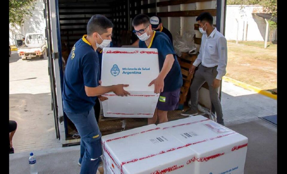 Córdoba recibió 20.800 dosis de la vacuna Sinopharm