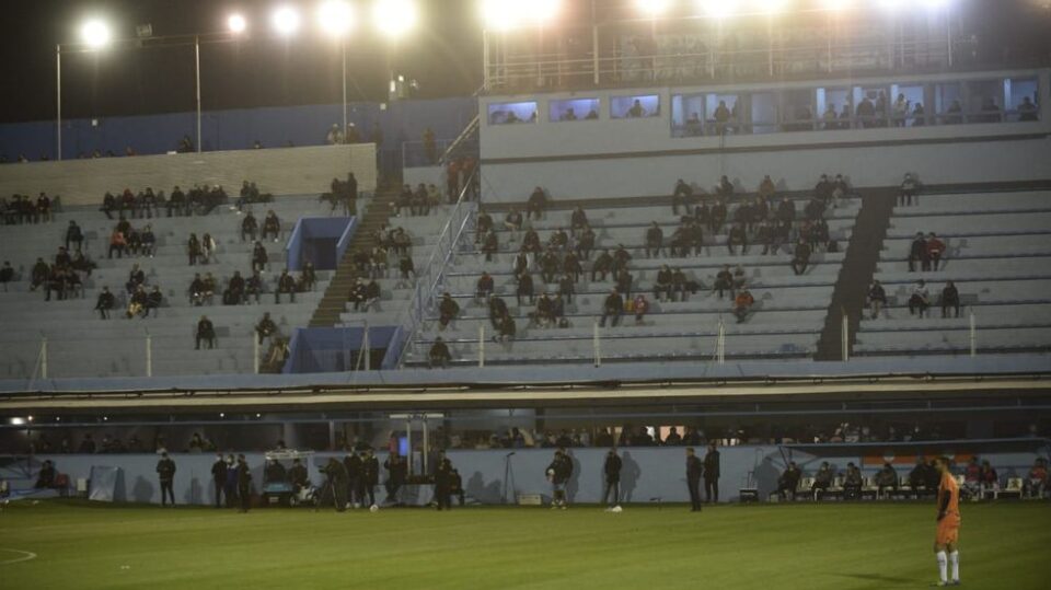 Expulsaron a al socio de Belgrano autor de la agresión en el partido con Almirante Brown