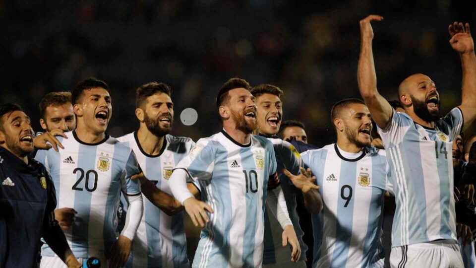 Eliminatorias: lista de convocados para la triple fecha de octubre
