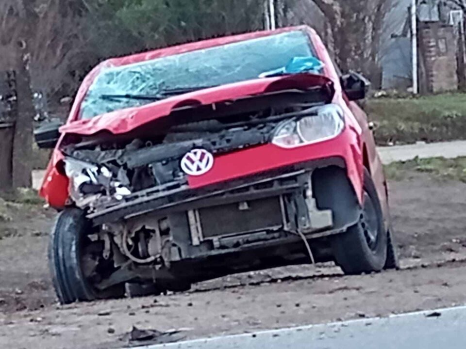 Anisacate: accidente con autos que terminaron destruídos