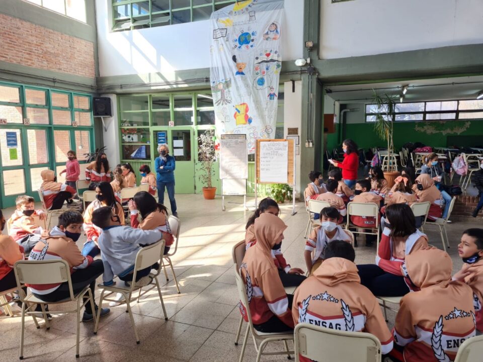 Continúan los “Escenarios Reales de Participación” en las escuelas