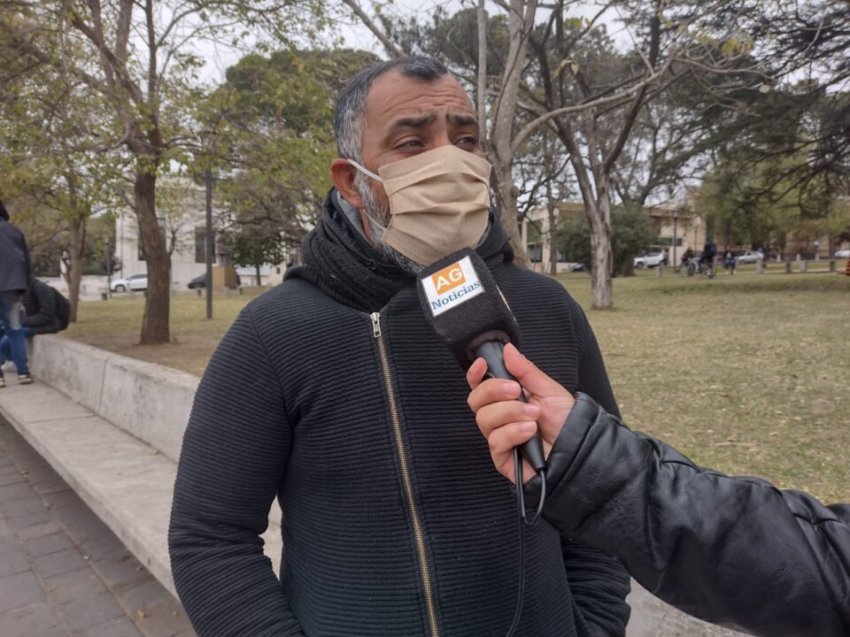 Carlos Bustos, el padre del joven que sufrió un intento de secuestro dialogó con AGNoticias sobre lo acontecido ayer, con su hijo y mediáticamente.