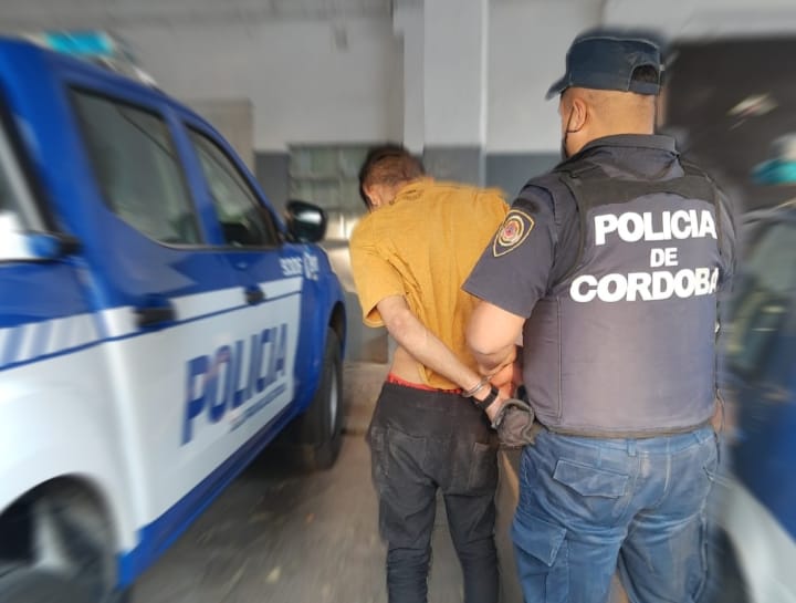 Mal negocio: quiso vender un celular robado y terminó detenido