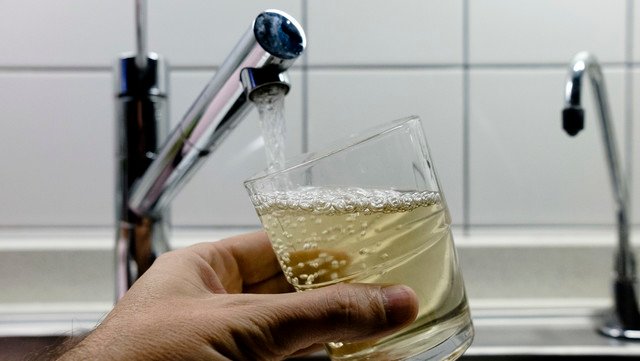 Desde noviembre, el agua tendrá un aumento del 34% pero... ¿la calidad del agua mejora?