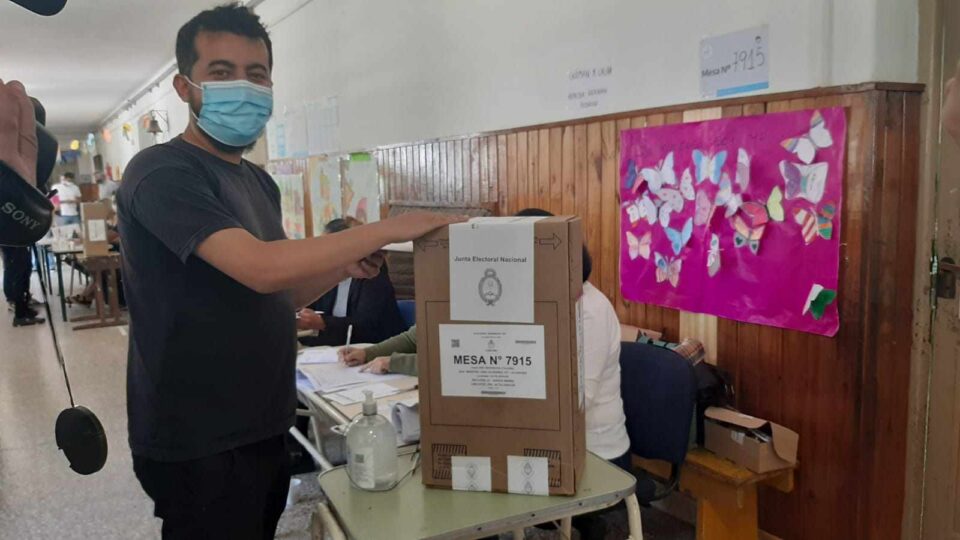 Votó el ex candidato a intendente Diego Heredia