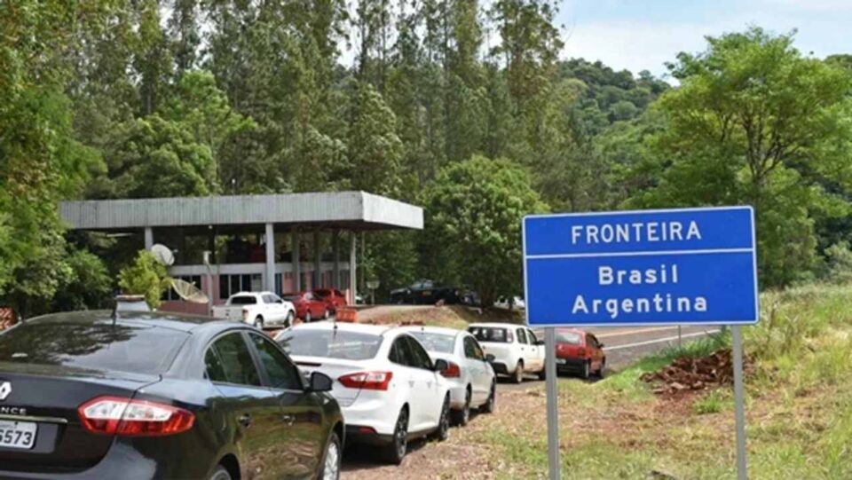 Brasil posterga la apertura de la frontera terrestre con la Argentina