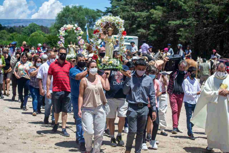 Potrero de Garay: una explosión de fe, música y tradición en sus Fiestas Patronales