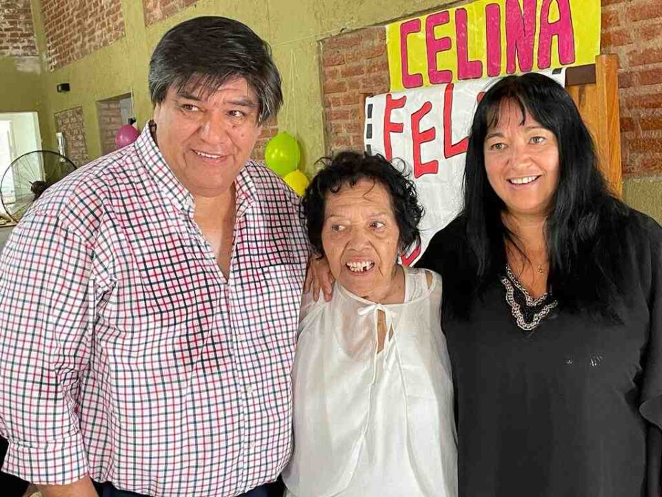 Emotivo homenaje a Celina Duarte Molina de la Colina en Villa La Bolsa