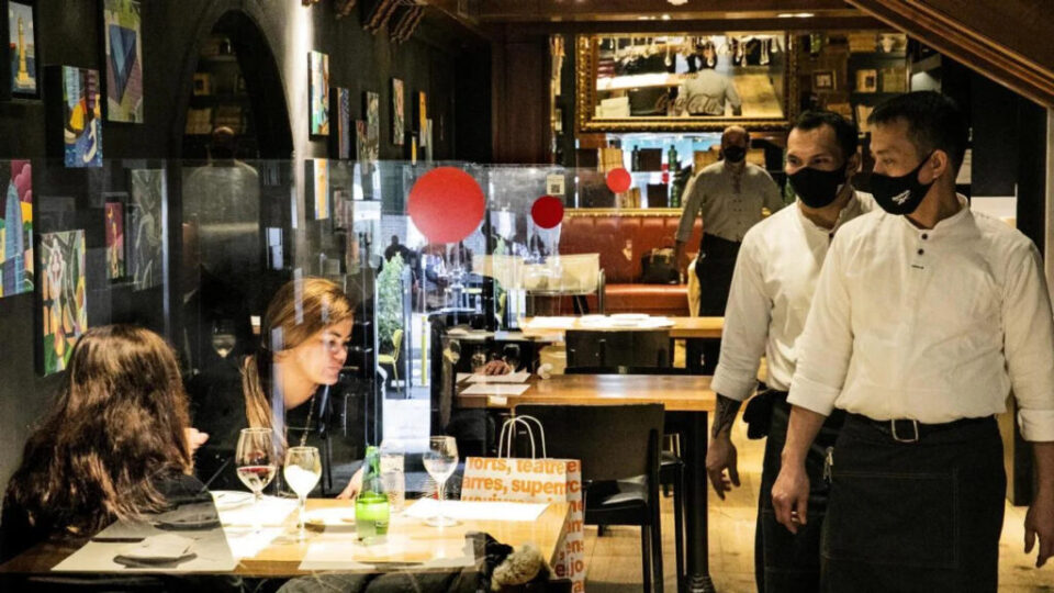 Empleados de Turismo y Gastronomía no harán aislamiento por contactos estrechos