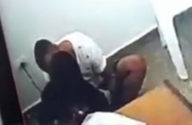 Filtraron un video de una jueza besando a un condenado a perpetua