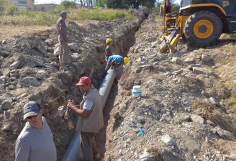 La Municipalidad cumplió con la medida cautelar y poco a poco se restablece el servicio de agua en los barrios afectados