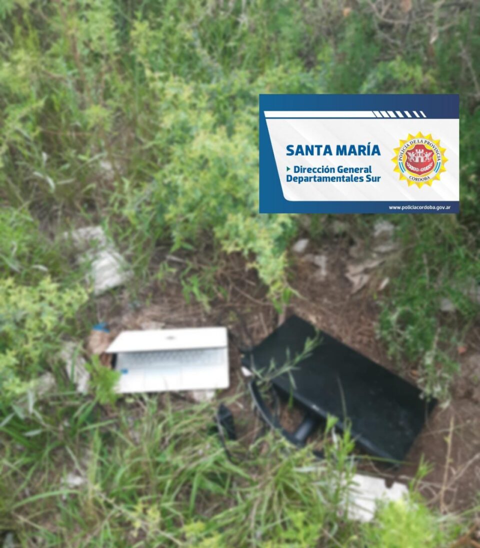 Barrio Don Bosco: Entre la maleza hallaron objetos que habrían sido robados