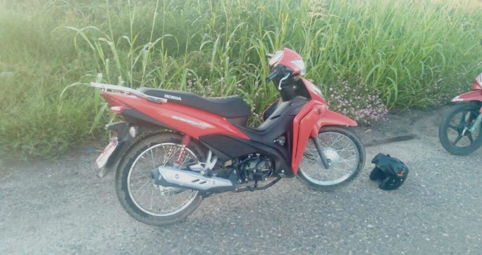 Un joven motociclista sufrió una fractura expuesta luego de un accidente en la ruta
