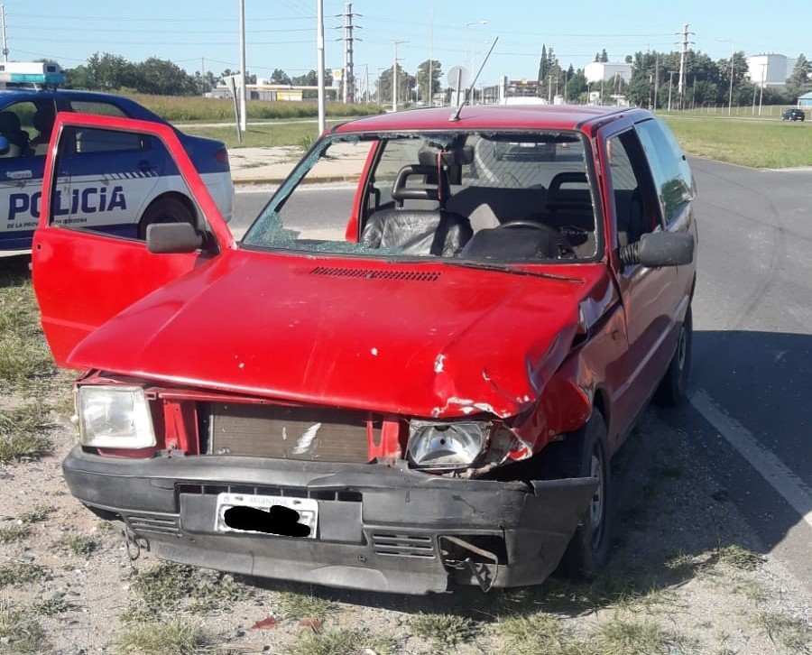 Un niño de 9 años con lesiones leves tras accidente en la rotonda de ingreso a la ciudad