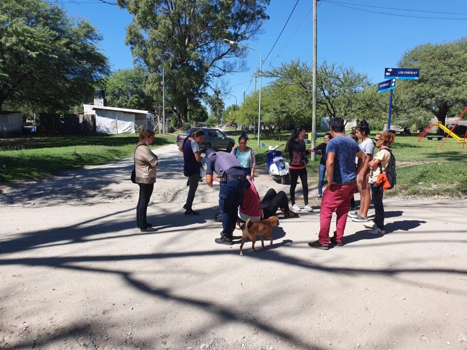 El accidente ocurrió entre dos vehículos, cerca del mediodía, en la calle Los Zorzales.