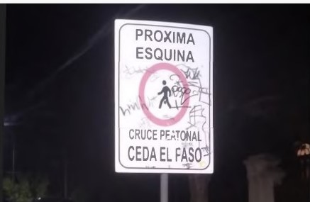 La Municipalidad denunció y pidió investigación por hechos vandálicos en cartelería pública