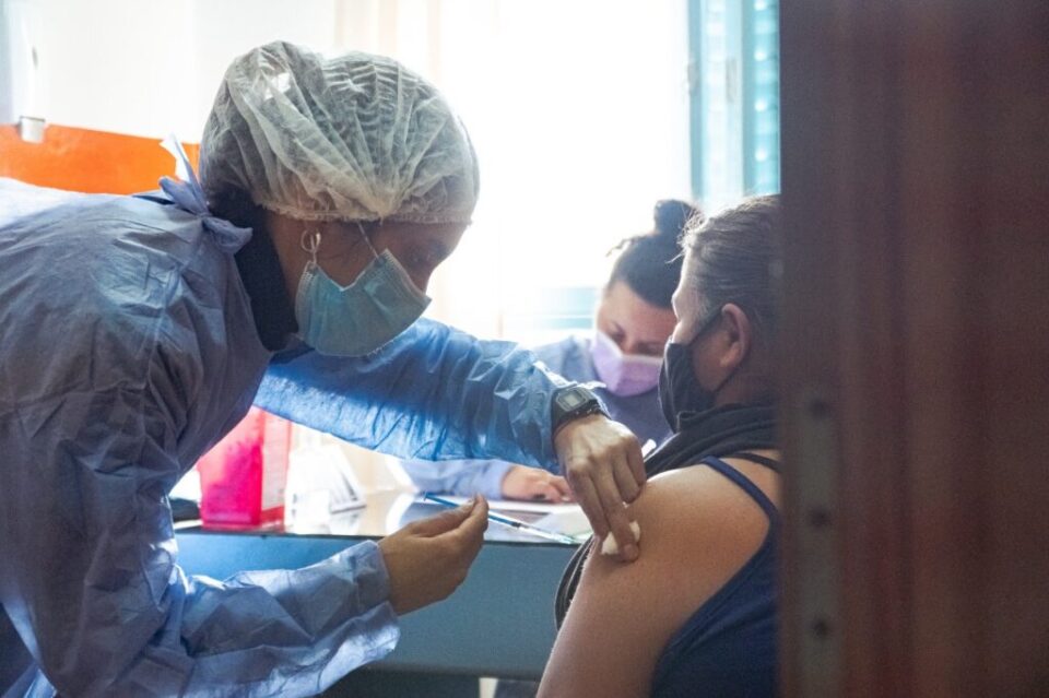 "Vacunamos en tu Barrio": El programa municipal comienza en Barrio Sur