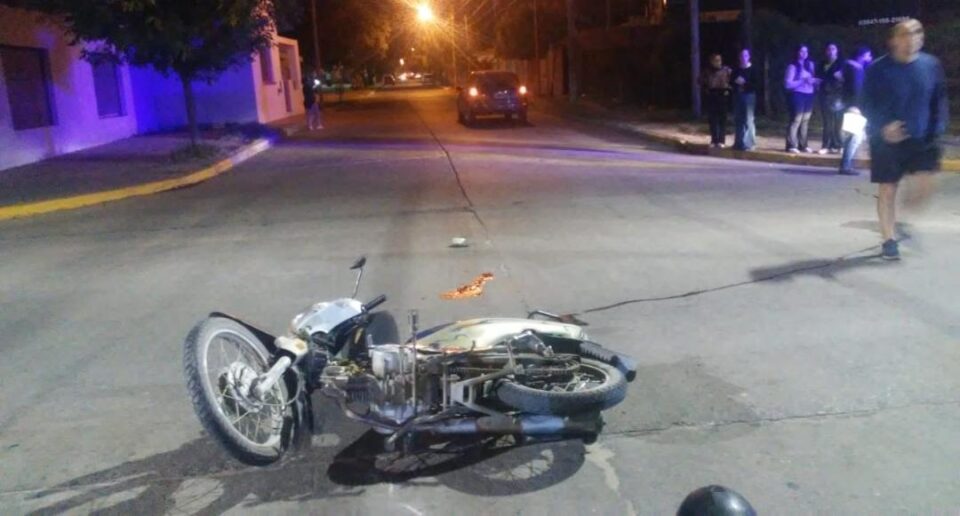 Dalinger y Paraguay: motociclista terminó con traumatismos de cráneo