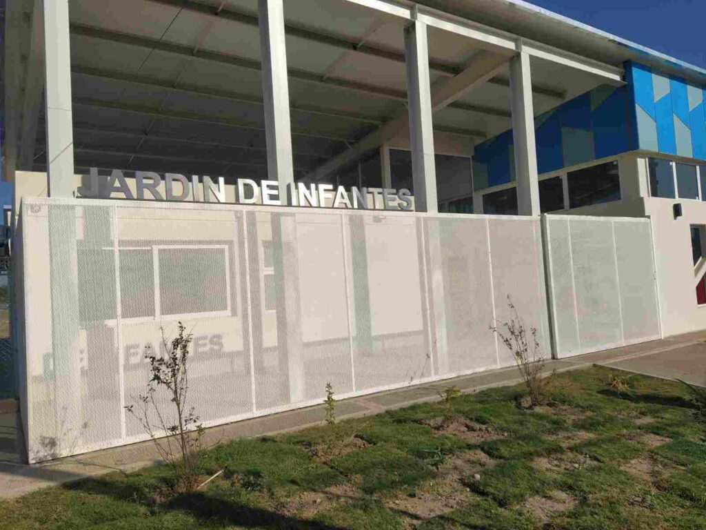 Carolina Basualdo: "En el próximo mes vamos a inaugurar el nuevo edificio de la Escuela PROA"