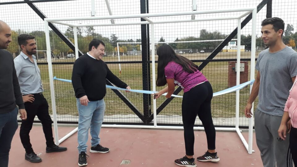 Anisacate: Quedó inaugurado el Playón Polideportivo Martín Juncos