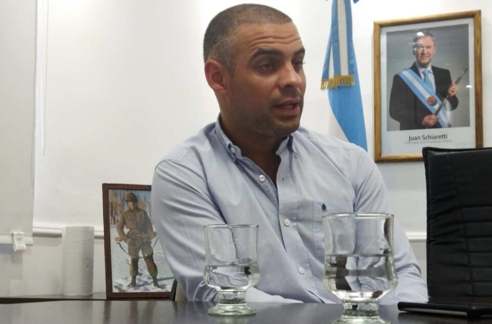 Gerardo Martínez: "Estamos gestionando para poder llevar el servicio de agua corriente a todos los barrios"