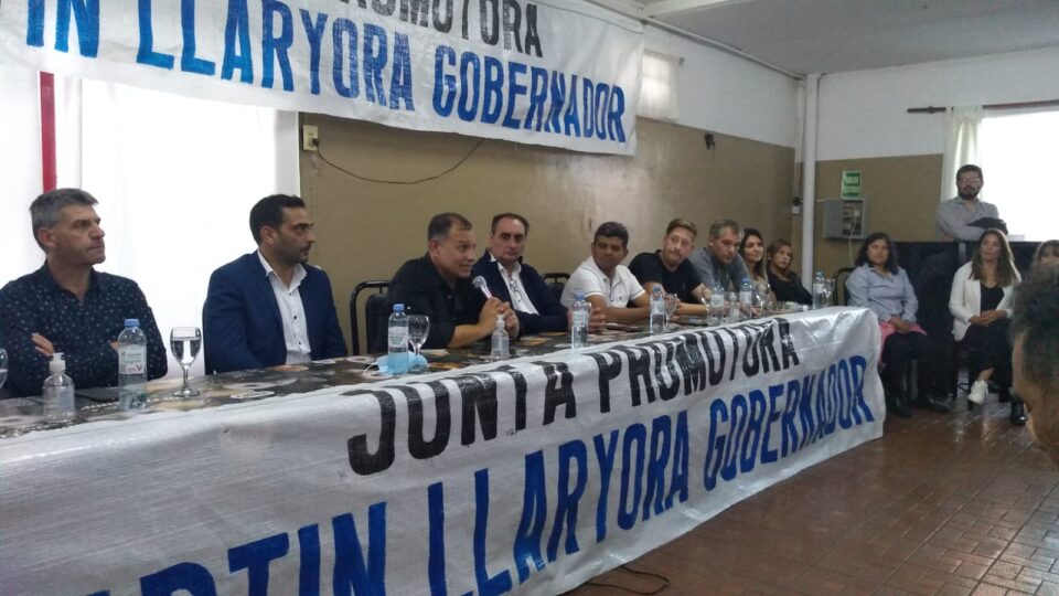 Con Pablo Ortiz a la cabeza, se presentó la Junta Promotora por Llaryora gobernador