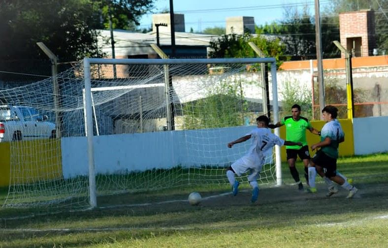 Fútbol: Deportivo Norte recibe esta tarde a Villa El Libertador