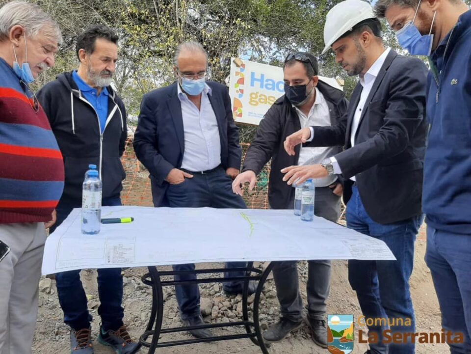 La Serranita: el Ministro de Servicios Públicos recorrió las obras de la red de gas natural