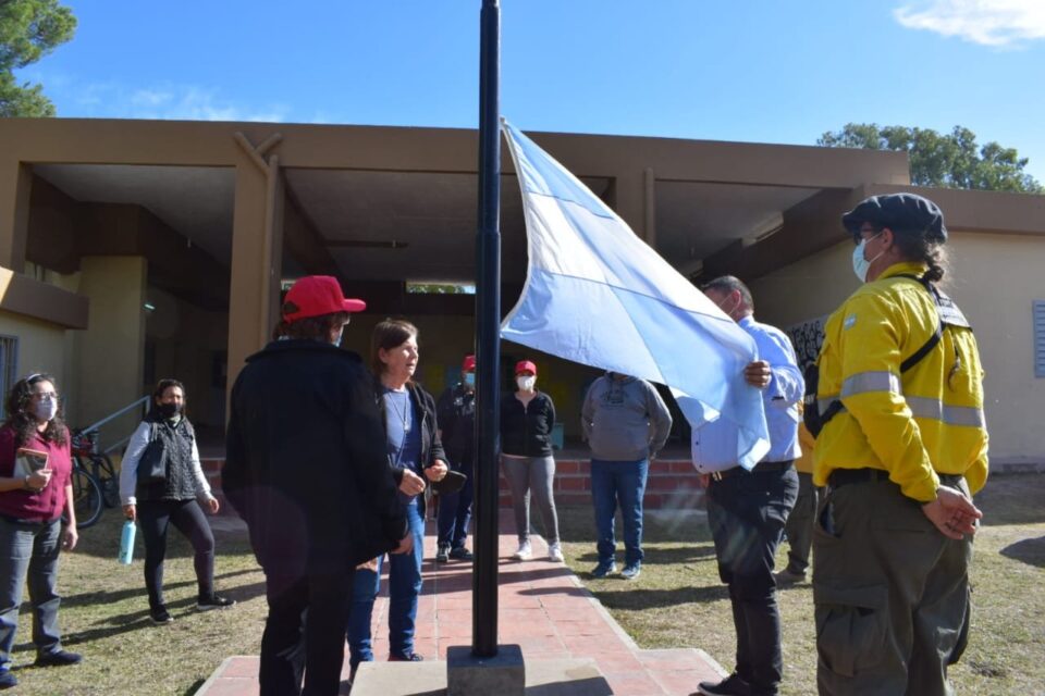 La pollada se llevará a cabo el próximo domingo 5 de junio. El motivo es para que Defensa Civil pueda pagar un viaje a San Luis para un curso de capacitación.