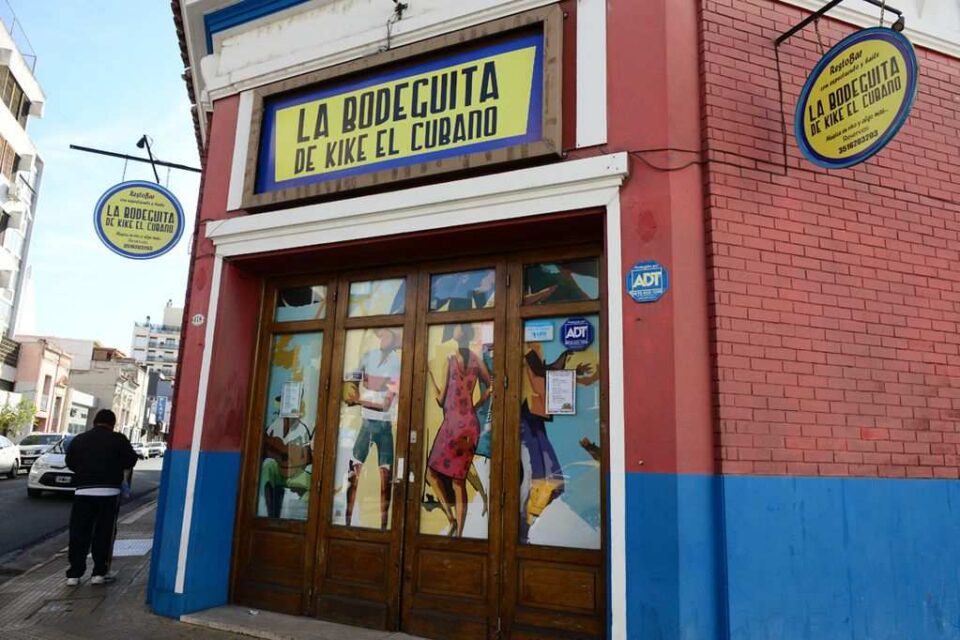 Un policía mató a otro de una trompada en un boliche
