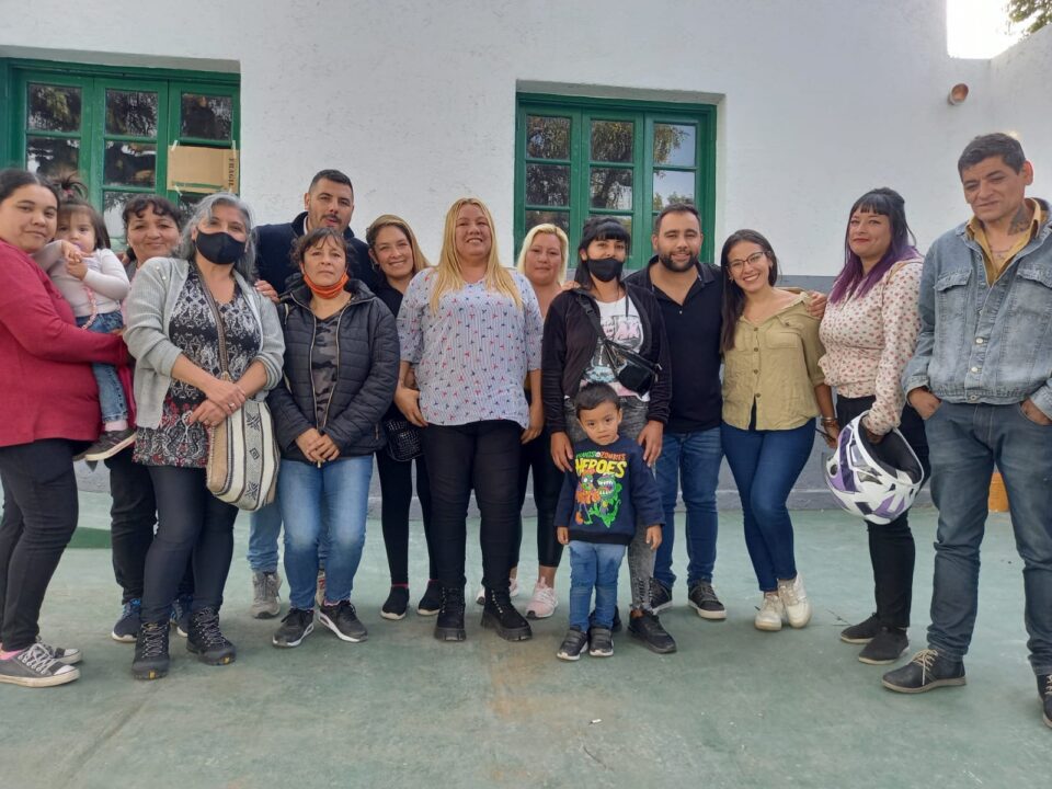 Durante el sábado 7 de mayo, fueron las elecciones para Centro Vecinal en tres barrios de Alta Gracia: Don Bosco, Virrey Oeste y Villa Oviedo. A dos días de las elecciones, repasamos los resultados en cada lugar. //Fotografías: Facebook de Manuel Ortiz.