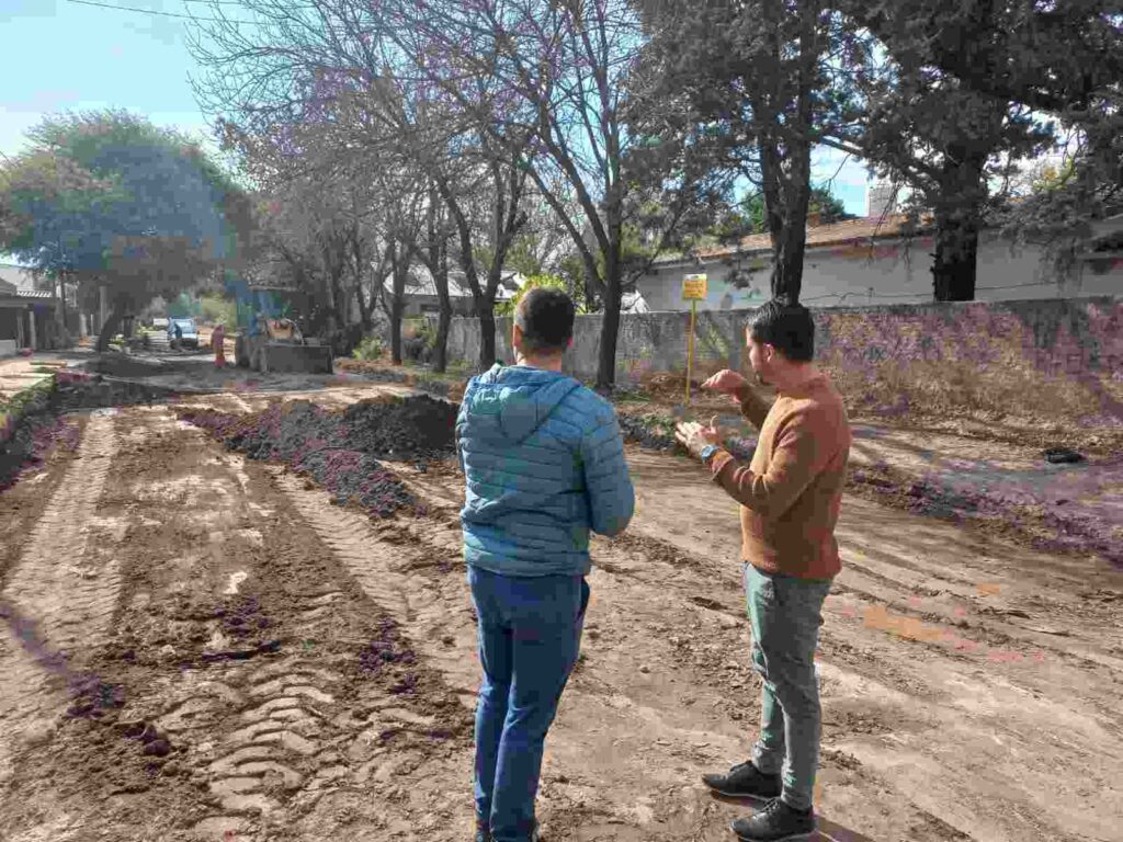 Iniciaron las obras de pavimentación en Avenida Alfonsín